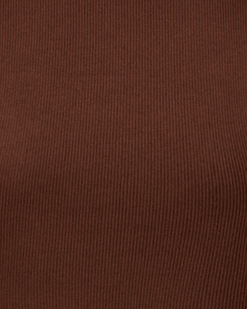 EVOKE - Ribbed Long-Sleeve Crop Top - Maroon