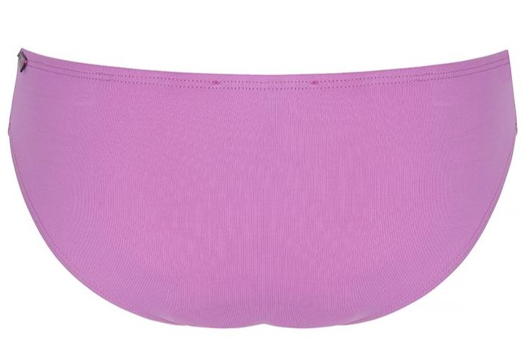 ESSAOUIRA - Magenta. These bikini bottoms sit low w/ high cut leg, medium side thickness & med bottom coverage.