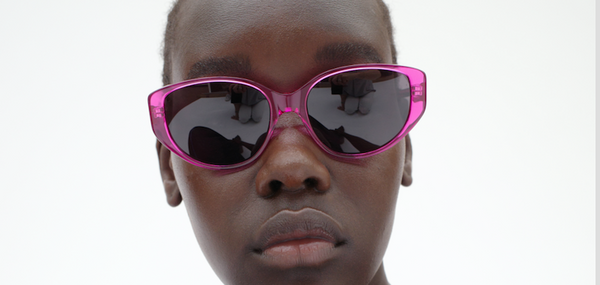 model wearing prism sierra pink sunglasses 