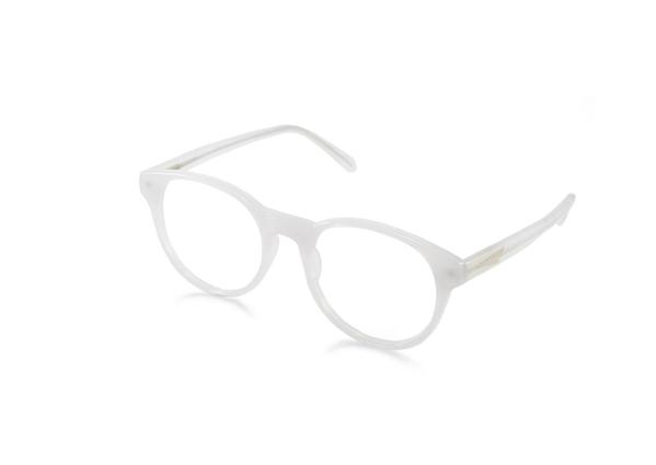 PARIS - Crystal Grey. A PRISM classic, easy to wear, round frame is petite and stylish, for everyday wear. Unisex style and suitable for smaller faces in sunglasses or opticals.